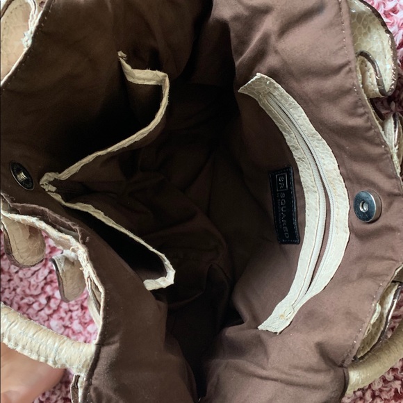 SQUARED by sondra Roberts snakeskin ruffle purse - Picture 3 of 6